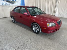 2004 HYUNDAI ELANTRA 