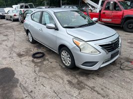 2017 NISSAN VERSA SV