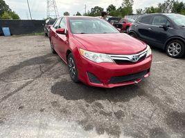 2013 TOYOTA CAMRY HYBRID LE