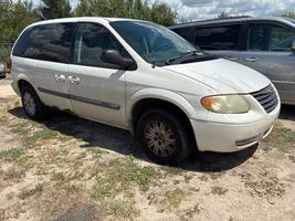 2006 CHRYSLER TOWN & COUNTRY BASE