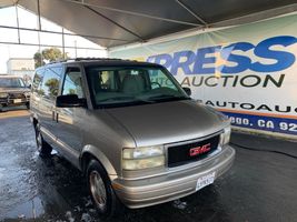 2002 GMC SAFARI VANS
