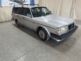 1989 VOLVO 240 
