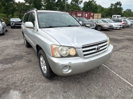 2002 TOYOTA HIGHLANDER 
