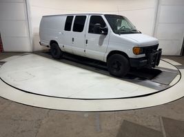2004 FORD E-SERIES CARGO E-250