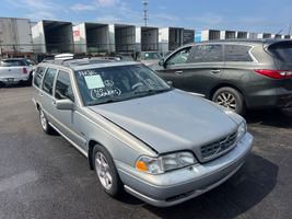 1998 VOLVO V70 GLT