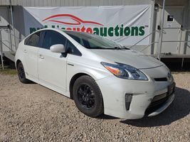 2015 TOYOTA PRIUS 
