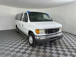 2005 FORD E350 VANS 