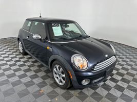 2009 MINI COOPER 