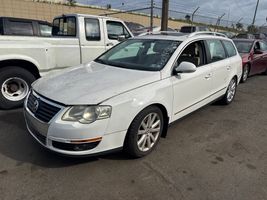 2010 VOLKSWAGEN PASSAT KOMFORT