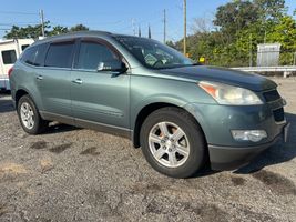 2009 CHEVROLET TRAVERSE LT