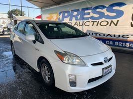 2011 TOYOTA PRIUS