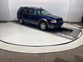 2005 FORD FREESTYLE SE