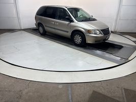 2007 CHRYSLER TOWN & COUNTRY BASE