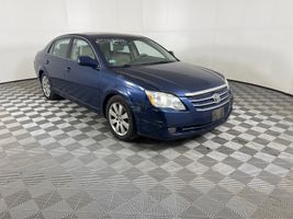 2006 TOYOTA AVALON XLS