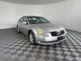 2004 NISSAN MAXIMA SL