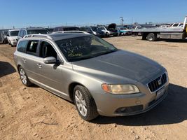 2008 VOLVO V70 