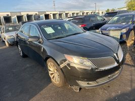 2014 LINCOLN MKS 