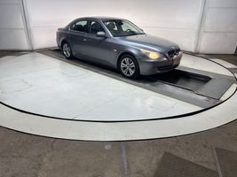 2010 BMW 5-SERIES 528XI