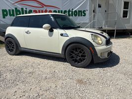 2013 MINI COOPER