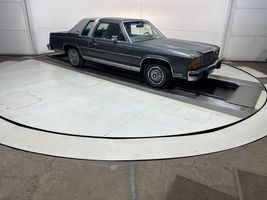 1986 FORD LTD CROWN VICTORIA 