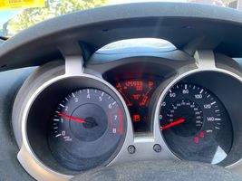 2011 NISSAN JUKE SV