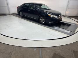 2011 TOYOTA AVALON 