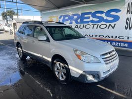 2013 SUBARU OUTBACK PREMIUM