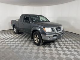 2010 NISSAN FRONTIER SE