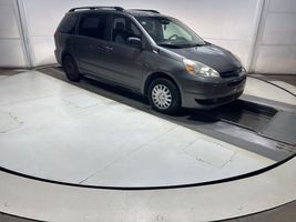 2004 TOYOTA SIENNA  CE 7 PASSENGER