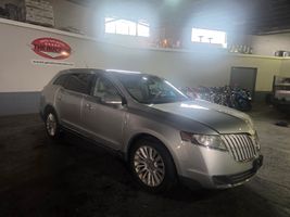 2012 LINCOLN MKT 