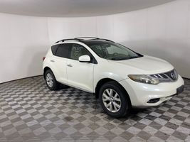2011 NISSAN MURANO SV