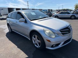 2010 MERCEDES-BENZ R CLASS R350
