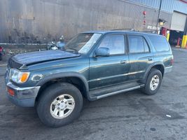 1997 TOYOTA 4RUNNER SR5