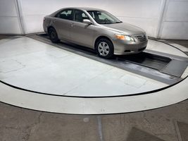 2009 TOYOTA CAMRY LE