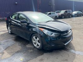 2011 HYUNDAI ELANTRA 