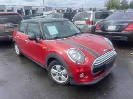 2015 MINI COOPER 
