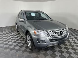 2010 MERCEDES-BENZ M CLASS ML350