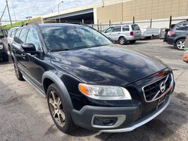 2013 VOLVO XC70 T6