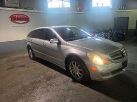 2006 MERCEDES-BENZ R CLASS R500