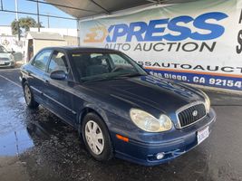 2004 HYUNDAI SONATA BASE