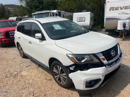 2017 NISSAN PATHFINDER SV