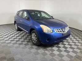 2011 NISSAN ROGUE S