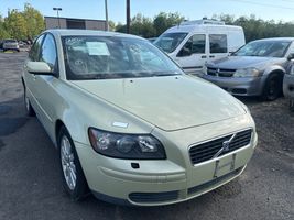 2005 VOLVO S40 BASE