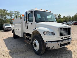 2012 FREIGHTLINER M 2106 BUSINESS CLASS , M2