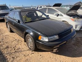 1992 NISSAN MAXIMA SE