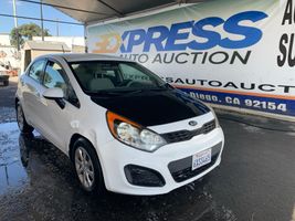 2013 KIA RIO