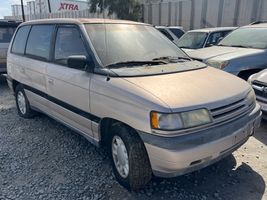 1992 MAZDA MPV