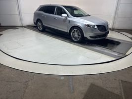 2019 LINCOLN MKT 