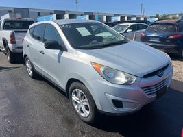 2013 HYUNDAI TUCSON GL