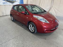 2011 NISSAN LEAF SL